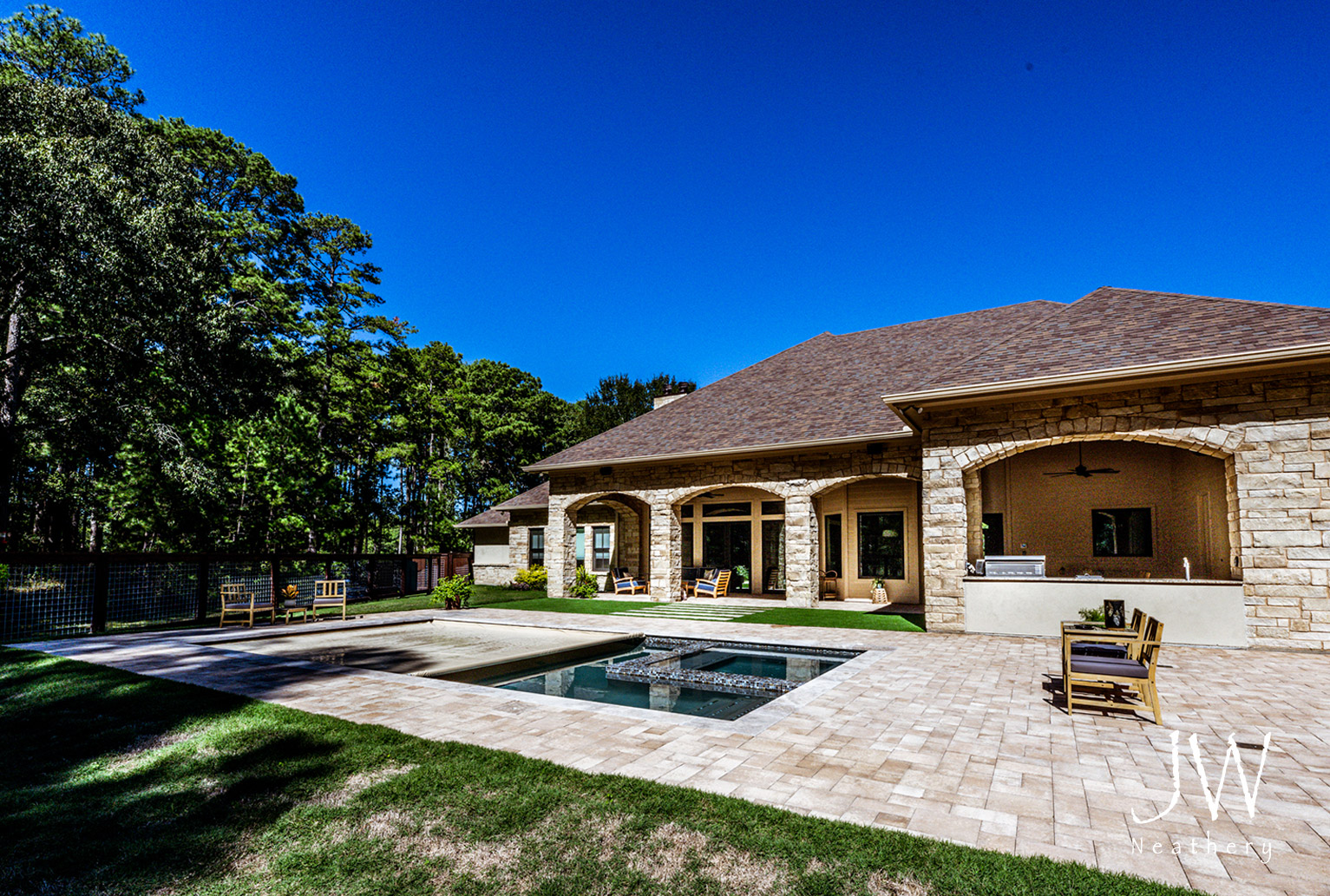 exterior-gallery-image-350